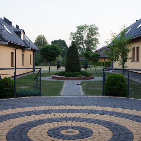 Hotel Paradiso Suchedniów Dış mekan fotoğraf