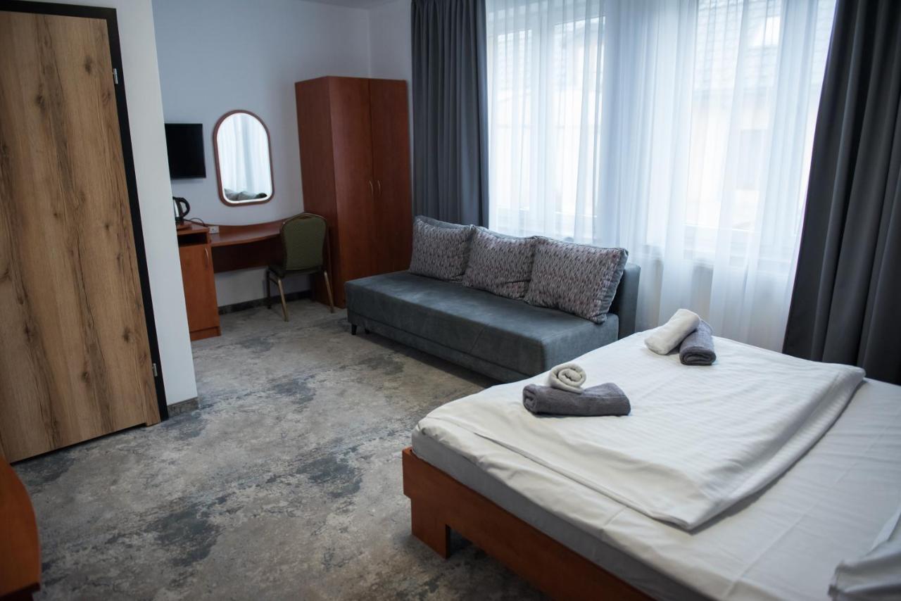 Hotel Paradiso Suchedniów Dış mekan fotoğraf