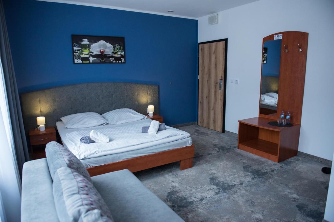 Hotel Paradiso Suchedniów Dış mekan fotoğraf