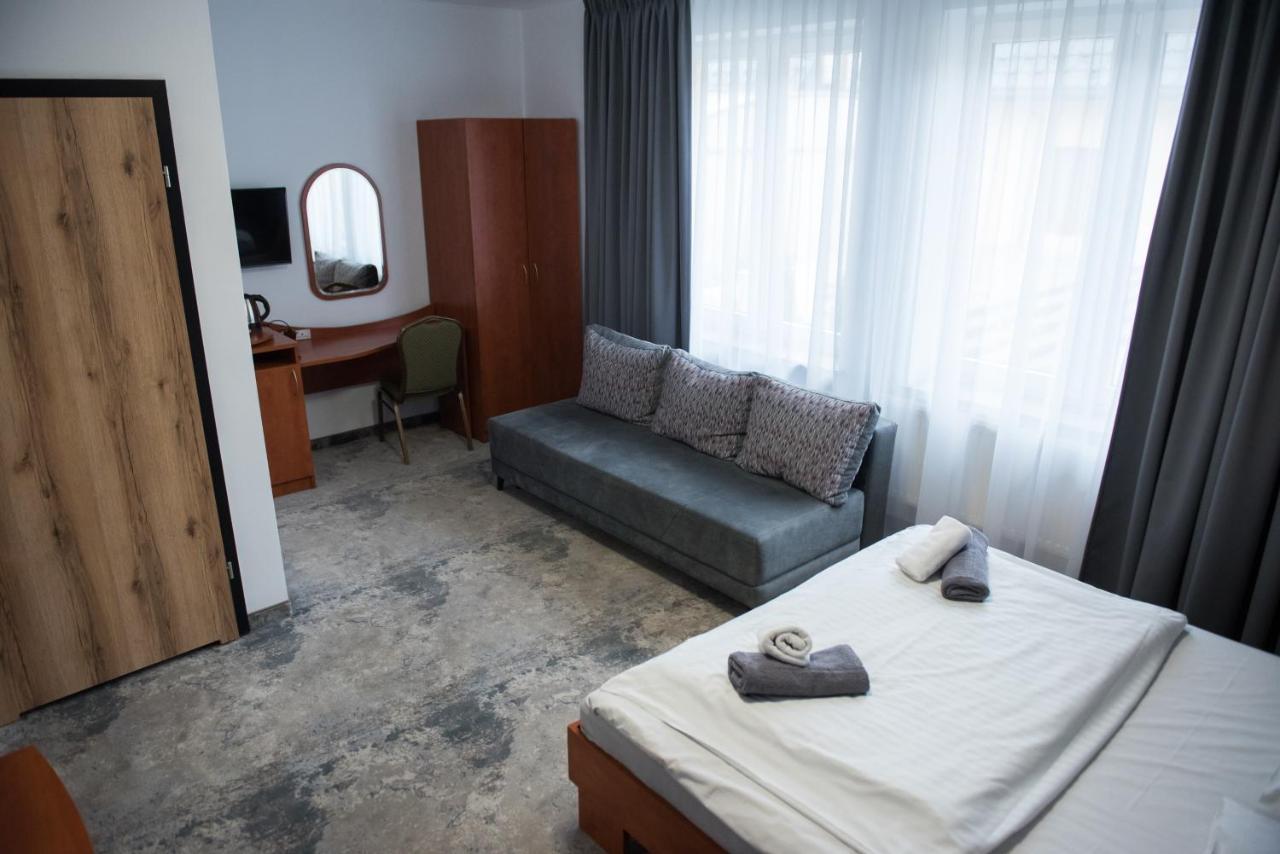 Hotel Paradiso Suchedniów Dış mekan fotoğraf