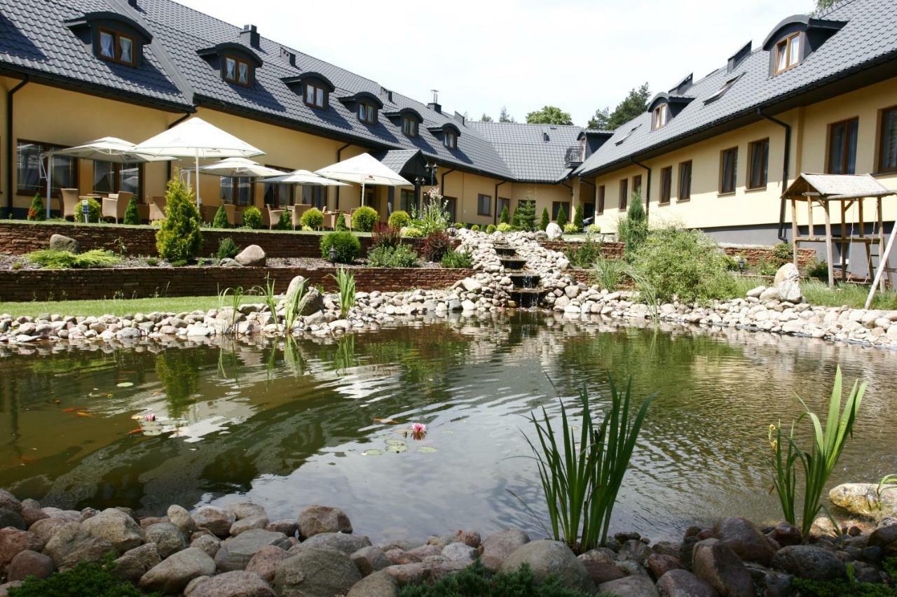 Hotel Paradiso Suchedniów Dış mekan fotoğraf